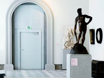 Bode Museum Berlin: Brandschutztüren und Feuerschutztüren mit Schlupftür