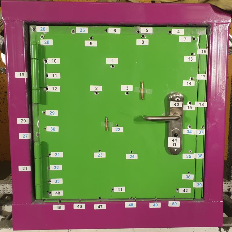  Prüfung der beschusshemmenden Tür System Schröders FBN-1