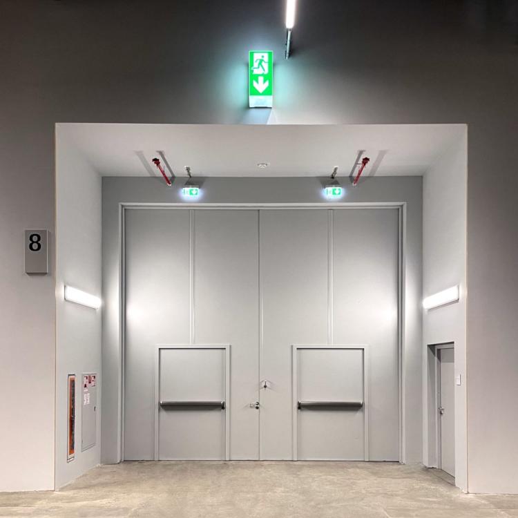 System Schröders - XXL-Tore für die Messe Frankfurt