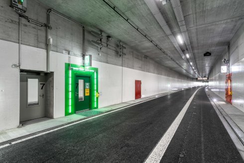 System Schröders Türen im Karoline-Luise-Tunnel