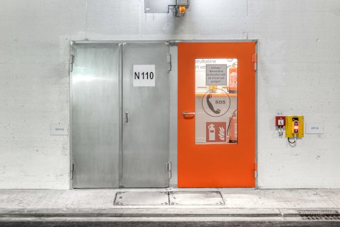 System Schröders Türen im Karoline-Luise-Tunnel